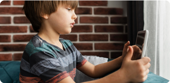 When should I let my kids have social media?